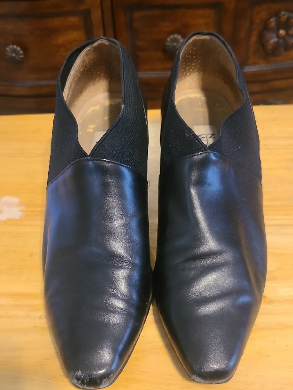 Vintage Nine West Women's Black Low Heel Slip-On Shootie/bottie
